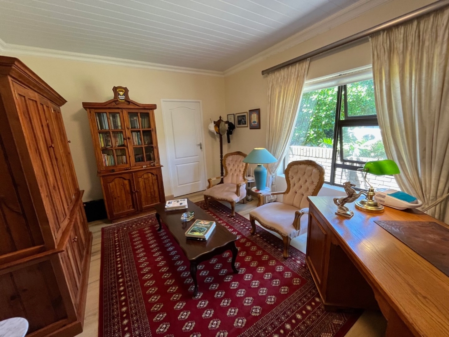 3 Bedroom Property for Sale in Outeniqua Strand Western Cape